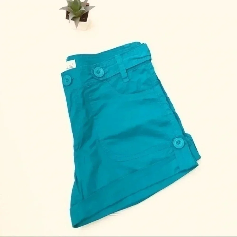 MGeri C brand women shorts size small gree…